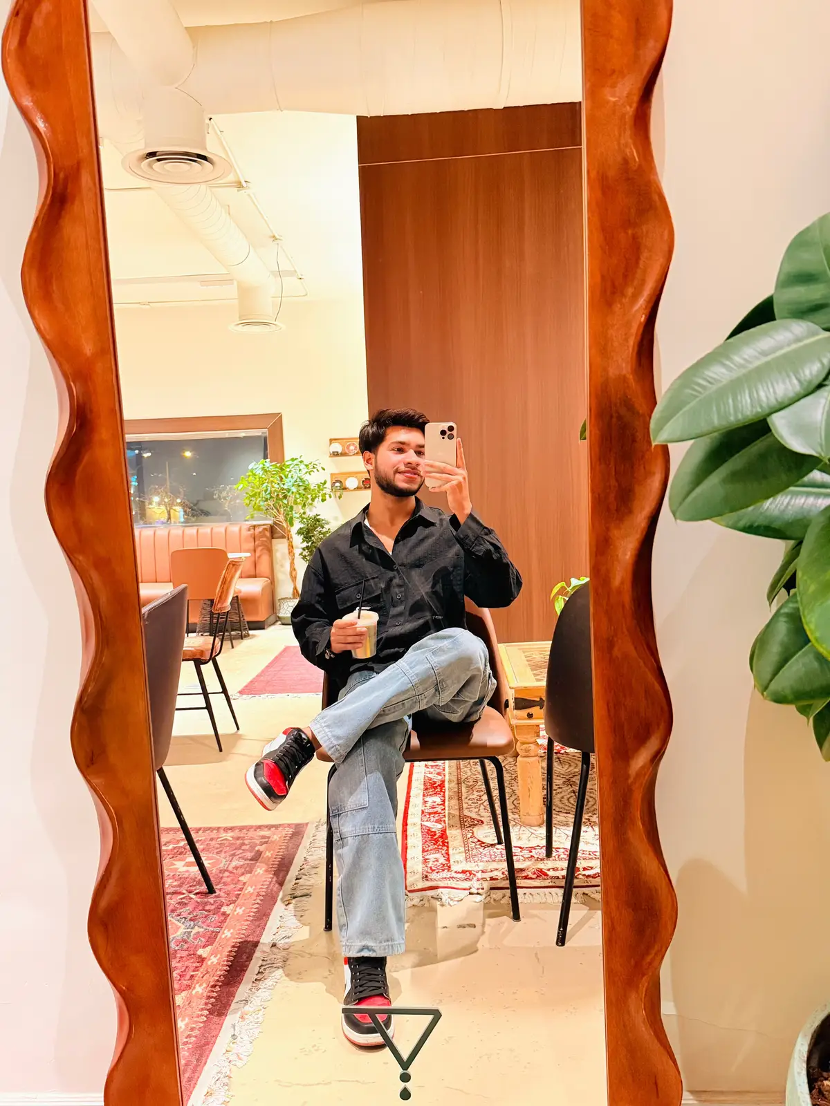 #outfit Cowok Berwarna#iphone16promax #tik_tok #viral #fouyou #1millionviews #riyadhtiktokers 