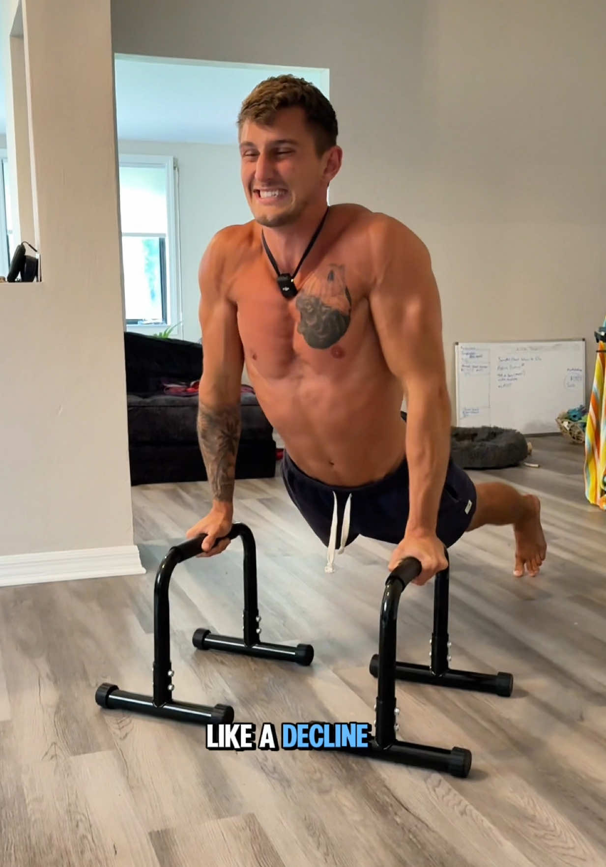 Deficit push ups are AMAZING. These bars help you get that extra stretch. Increase the mobility in your shoulders and grow your chest. Of course there are many other exercises to preform with these too. Awesome to have at home and travel with. Super sturdy and affordable too. Check the link in the bottom left corner of the video. #calisthenics 