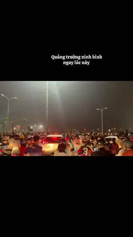 Cập Nhật tình hình quảng trường đi các bạn 🤣#ninhbinh #35ninhbinh 