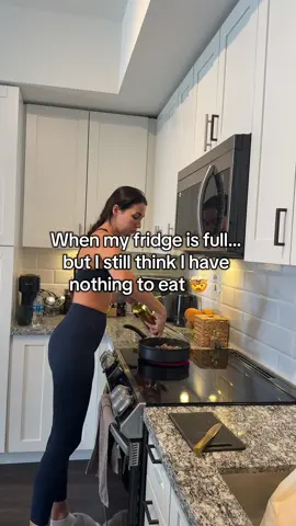 Who else keeps saying “I have nothing to eat” with a full fridge? 🥲 Recipe Box is my lifesaver — it turns my chaos into real meals ✨🍲 #RecipeBox #EasyMeals #DinnerIdeas #WhatToCook