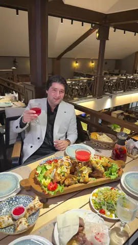 🍽✨ Kasa Restaurant — Buxoro oshxonasining asl ta’mi Toshkentda! Sizni betakror lazzatlar, milliy uslub va unutilmas atmosfera kutmoqda. Katta porsiyalar, nafis taomlar va mehmondo‘stlik — barchasi bitta joyda! 📍 Manzil: Toshkent sh., Yusuf Xos Hojib, 71, Toshkent 📲 Buyurtma va bron uchun:  71 207 05 05 / 77 706 05 55 🚕Yetkazib berish xizmati mavjud 📌Lokatsiya tg kanalda bor #KasaRestaurant #BuxoroTaomi #MilliyOshxona #ToshkentMazasi #PremialAtmosfera