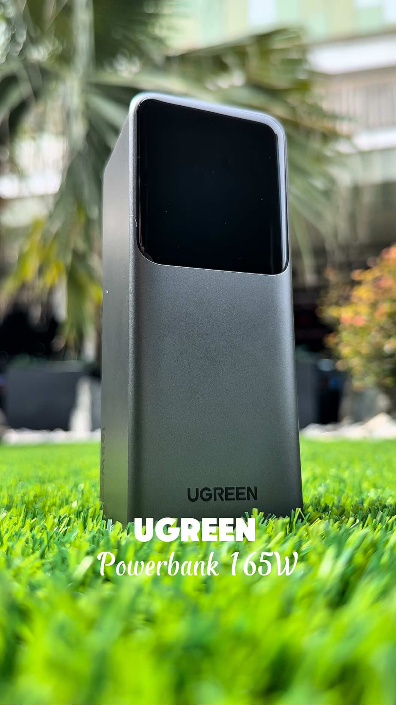 Ugreen powerbank total output 165W dengan build in cable type C #Ugreen #fastcharging #powerbank #protection #safety 