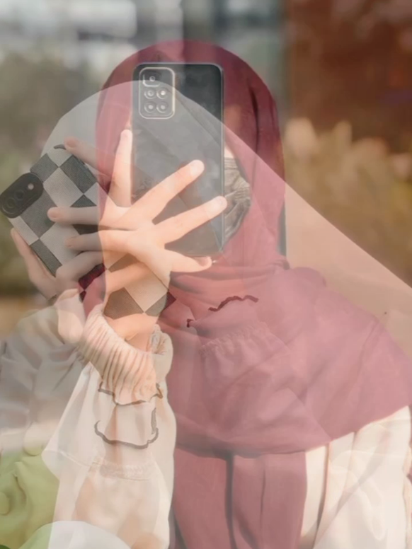 Mirror asthethics with hijab 🎀 #CapCut #foryou #viral #hijab #trending 