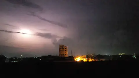 দেখো তুমি চলে যাওয়ায় আকাশ ও আজ কান্না করছে....!🥹🤍🖤