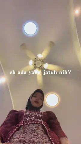 Stay tune live kita besok jam 8-10 malam😍🤗🥰#GajianSale #promomakangajian #99 #kebayamodern #kebayawisuda 