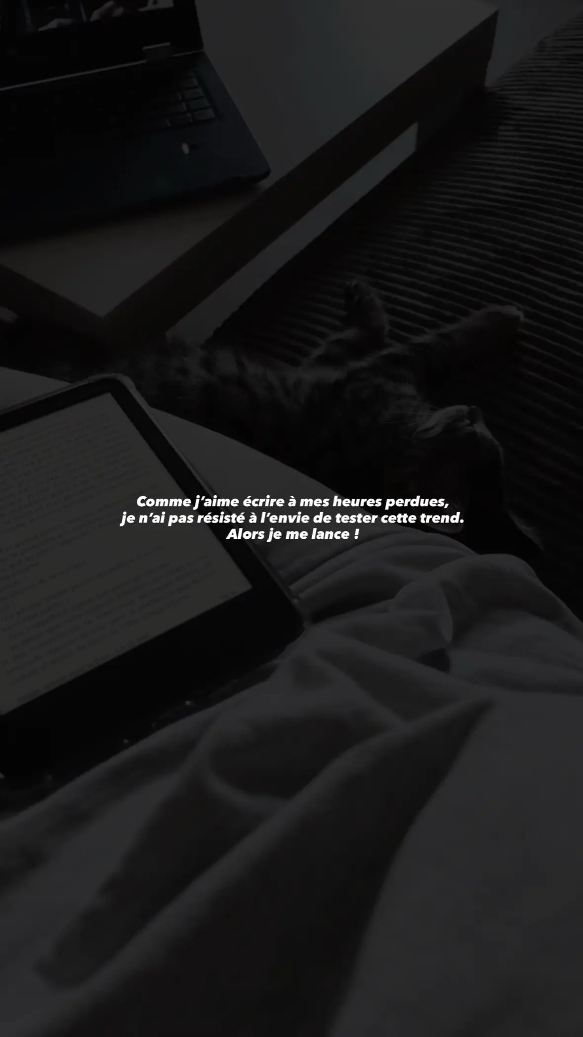 Hello Booktok ! 📖✨ Aujourd'hui on se retrouve pour un petit reel un peu différent... Comme j'aime écrire à mes heures perdues, je me suis laissée tenter par cette trend et je vous partage un petit texte qui vient du cœur 💌 J'espère qu'il vous plaira autant que j'ai aimé l'écrire 🫣 Et vous, vous avez un faible pour quoi ? 💭  #BookTok #booklover #trends #auteurenherbe 