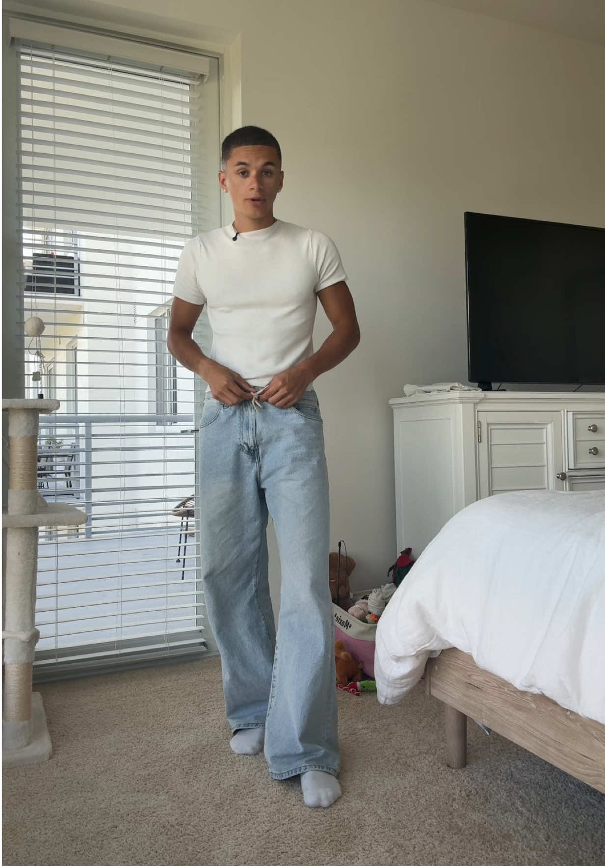 Would yall pay $25 for these jeans? 