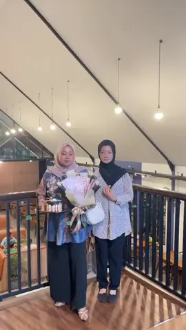 #fypシ゚ Hbd🎂🎁🎊 diriku sehat selalu panjang umur semoga apa yg di semogakan cepat tercapai!! dan Semoga lebih baik untuk kedepannya amin🥰🎂