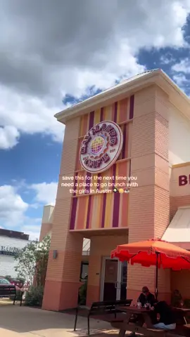 This place exceeded expectations for a brunch with my girls & not going to lie the food was sooooo savory! Just look at how cute the aesthetics are & on top of it the food was delicious!! I am def rating this a 8/10! So make sure you check them out because you won’t regret it! ☕️🍳🥞🧇 #austinfood #austinplacestoeat #austineats #austinbrunch #placestoeataustin  Day Maker Half Day Café  📍 1101 S MoPac Expy, Austin, TX 78746