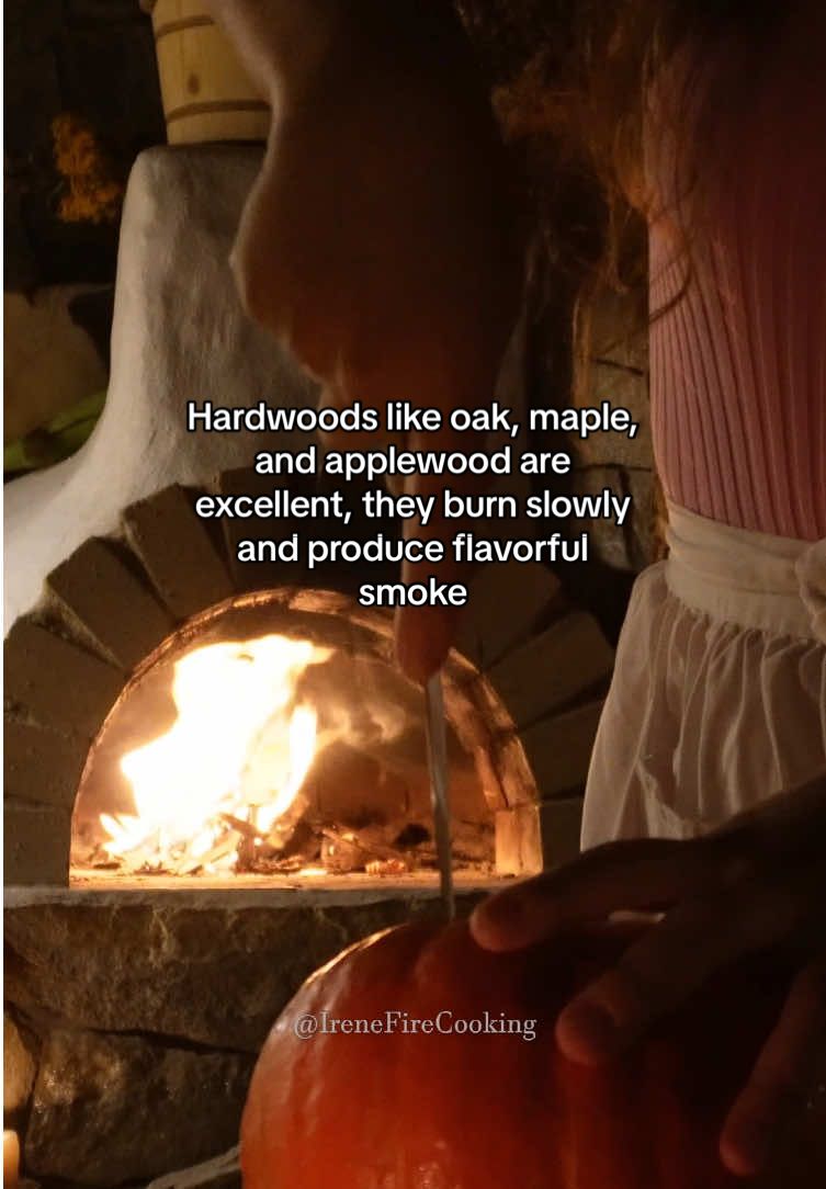 Do you love honey and spices, to feel the taste of autumn? I have a simple and delicious recipe for you today! Ingredients  • Sugar pumpkin: Small pumpkins are more flavorful. They vary in size, from 2 to 5 pounds, but whatever their size, as long as they are marked as “sugar pumpkin” or “sugar pie pumpkin,” that’s what you need. • Honey • Cinnamon  Roasted in the wood oven for 30 minutes at medium temperature. Hardwoods like oak, maple, and applewood are excellent for this recipe because they burn slowly and produce flavorful smoke.