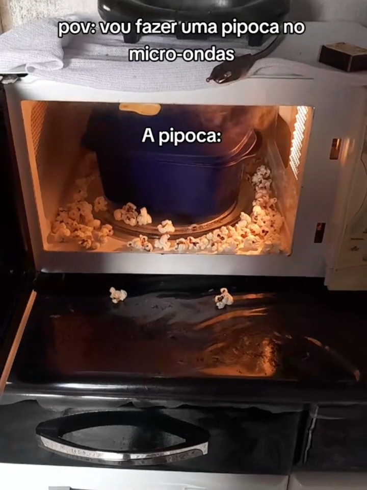 Chega de potes de plástico que derretem no micro-ondas e deixam cheiro de comida! ✨ Conheça o kit de potes herméticos de vidro: vai do freezer ao forno ou micro-ondas sem medo, sem bagunça e sem gosto estranho. 💡 Resistente, veda super bem, organiza sua geladeira e ainda dura muito mais! 📌 Ideal para marmitas, sobras e lanchinhos da semana. 🛒 Clique no carrinho e aproveite o valor promocional no TikTok Shop! #PotesDeVidro #CozinhaOrganizada #SemCheiro #MarmitaPrática #Qualidade