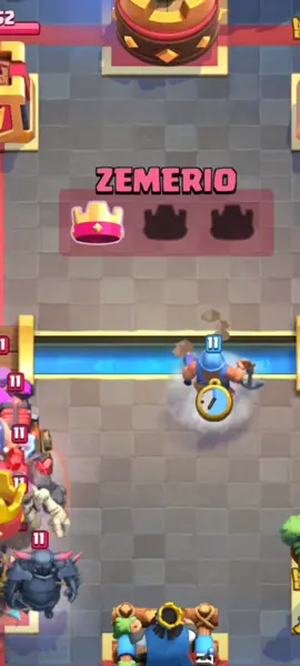 тгк: grafinasolo  Ведьмина бабушка (Mother Witch) — это легендарная карта в игре Clash Royale, которая была добавлена в игру 7 декабря 2020 года. Вот подробная информация о ней, основанная на результатах поиска: 🧙‍♀️ Основные характеристики: · Редкость: Легендарная · Стоимость эликсира: 4 · Здоровье: Низкое (например, на уровне 9: 440 единиц) · Урон: Низкий (на уровне 9: 110 единиц) · Скорость атаки: 1.1 секунды · Дальность атаки: 5.5 клеток · Скорость передвижения: Средняя (60) · Время высадки: 1 секунда · Длительность проклятия: 5 секунд 💫 Способность: Ведьмина бабушка накладывает проклятие на вражеских воинов при атаке. Если заколдованный воин погибает в течение 5 секунд, он превращается в заколдованного кабана, который сражается на стороне Ведьминой бабушки и атакует здания. Заколдованные кабаны имеют очень высокую скорость передвижения (120) и нацелены на строения. ⚔️ Стратегия использования: · Против групп войск: Эффективна против swarm-войск (например, скелетов, гоблинов), так как их смерть приводит к появлению кабанов, что может создать контратаку. · Против танков: Может использоваться для поддержки одноцелевых танков, предотвращая атаки групп мелких юнитов. · Защита от Кладбища: Превосходно отражает атаки карты 