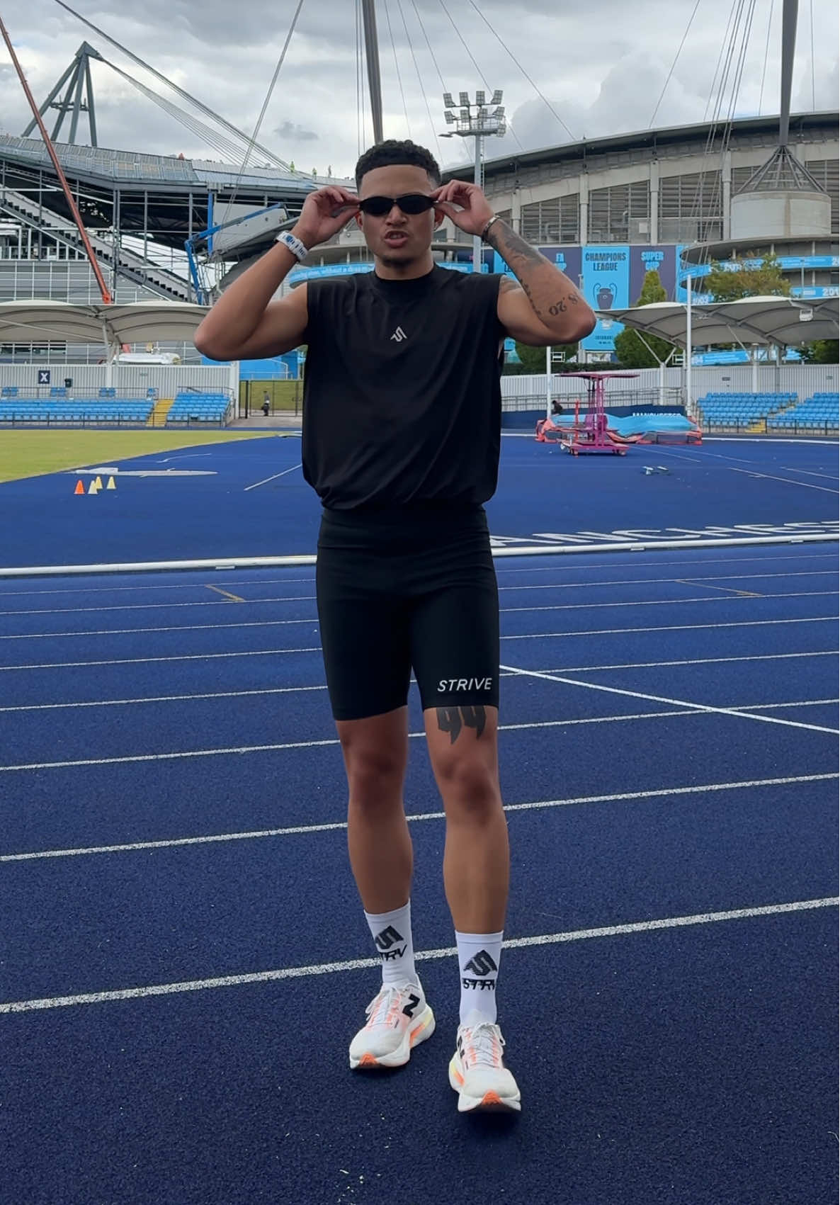 Fit check for today’s track session  #run #Running #runtok #marathontraining #trackrunning 