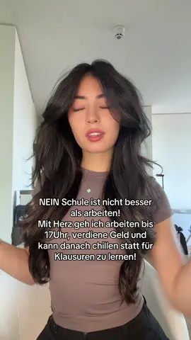 Nie wieder Schule!!! Cr: @tie_bs06 