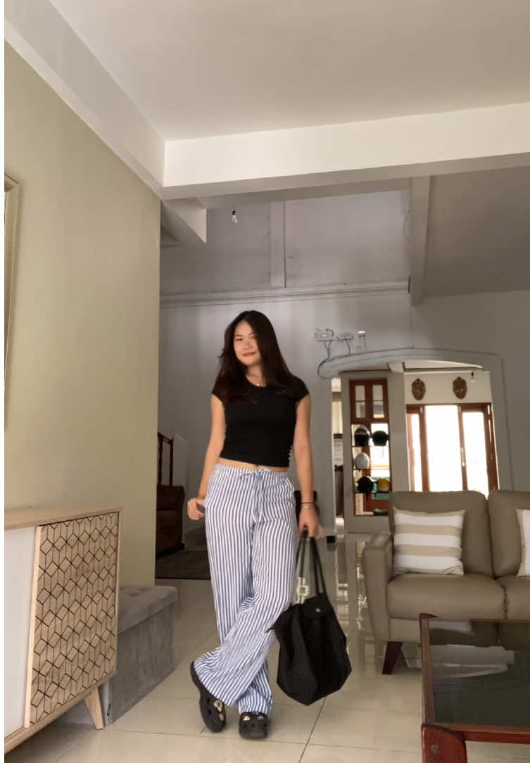 Membalas @🦋 celanaa ternyaman sih inii