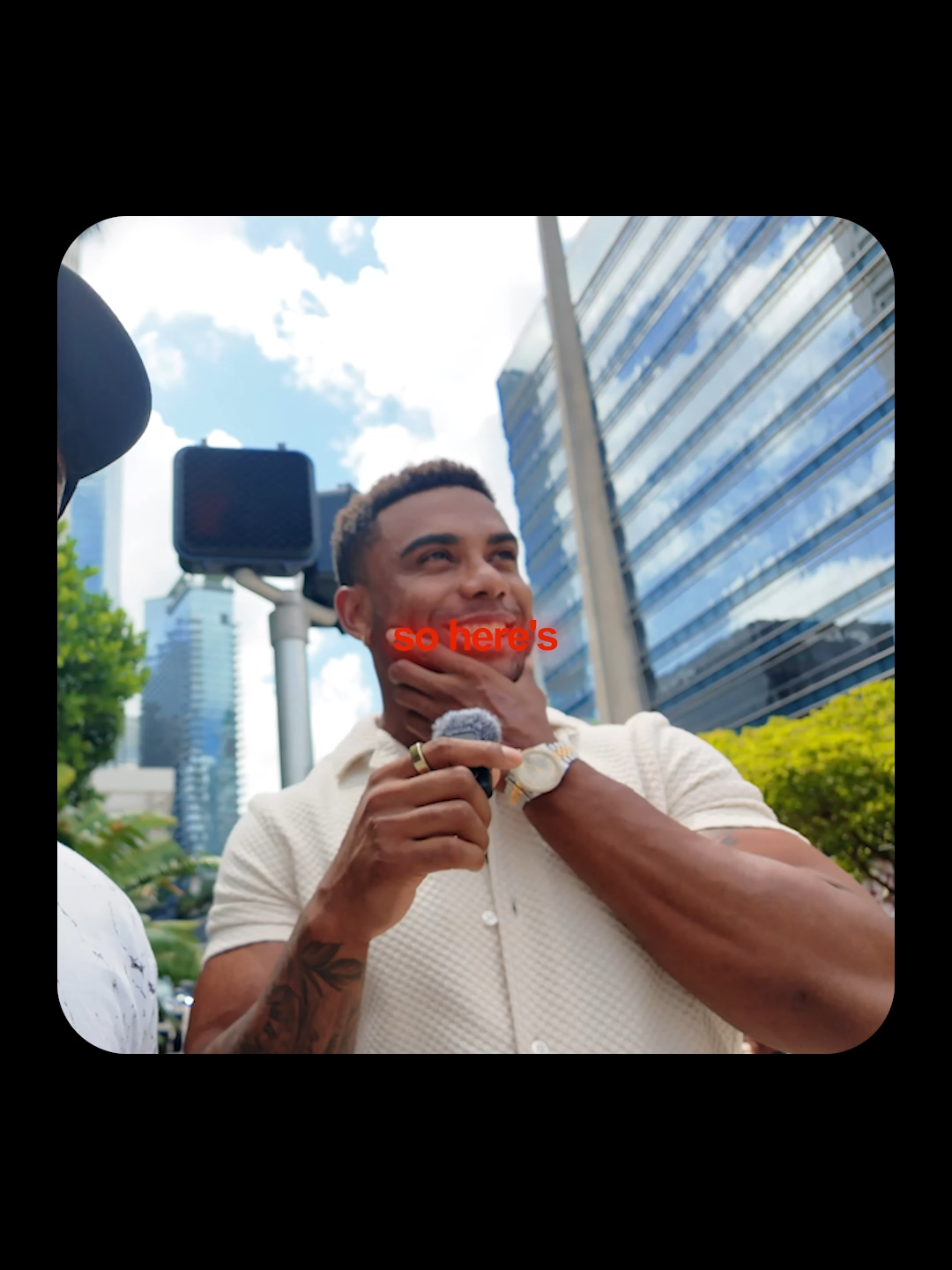 Most guys still believe the myth that if she wants you, she’ll make the first move. That only applies if you’re King Six Eight with a Ralph Lauren face and NBA height. For the rest of us? That strategy will keep you invisible. Yes, women do pursue the men they want. But only when you’re in the top 1% of visual appeal. For everyone else, your success comes down to connection and invitation. That means sharp image. Social fluency. Clear intent. Attraction isn’t guaranteed but if you’re not even making the opening, you’re out before the game starts. Still getting stuck after you match? Drop 