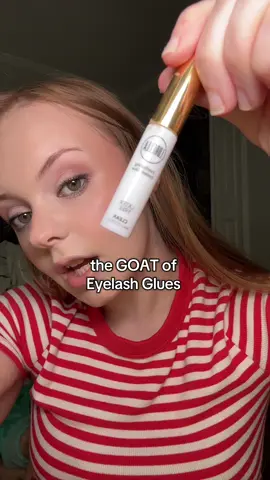 @Lurellacosmetics everlasting eyelash glue is my favorite! #eyelashglue #lashglue 