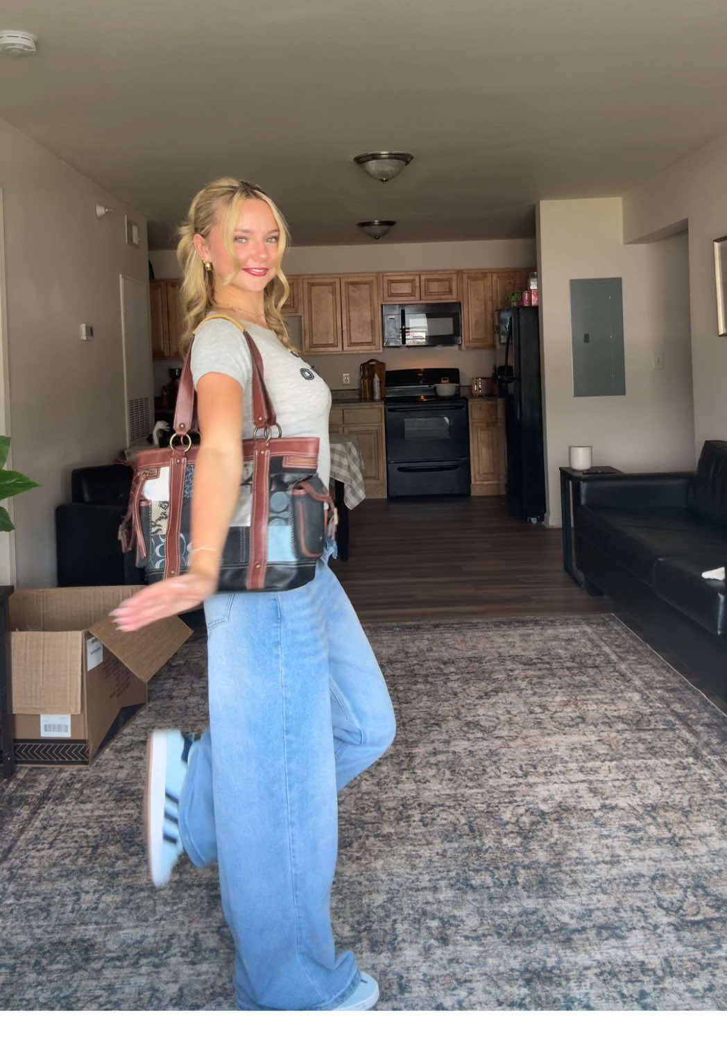 happy tuesday to all my people 💗💗💗 #OOTD #fashion #viral