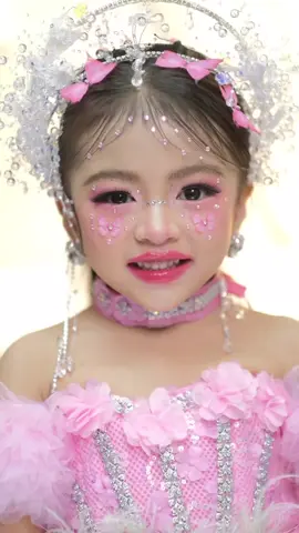 เจ้มัดหมี่ 🩷🩷 #แต่งหน้า #กีฬาสี #ดรัมเมเยอร์  #เชียร์ลีดเดอร์ #สีชมพูหวานมากกกกกก🎀🎀😀 