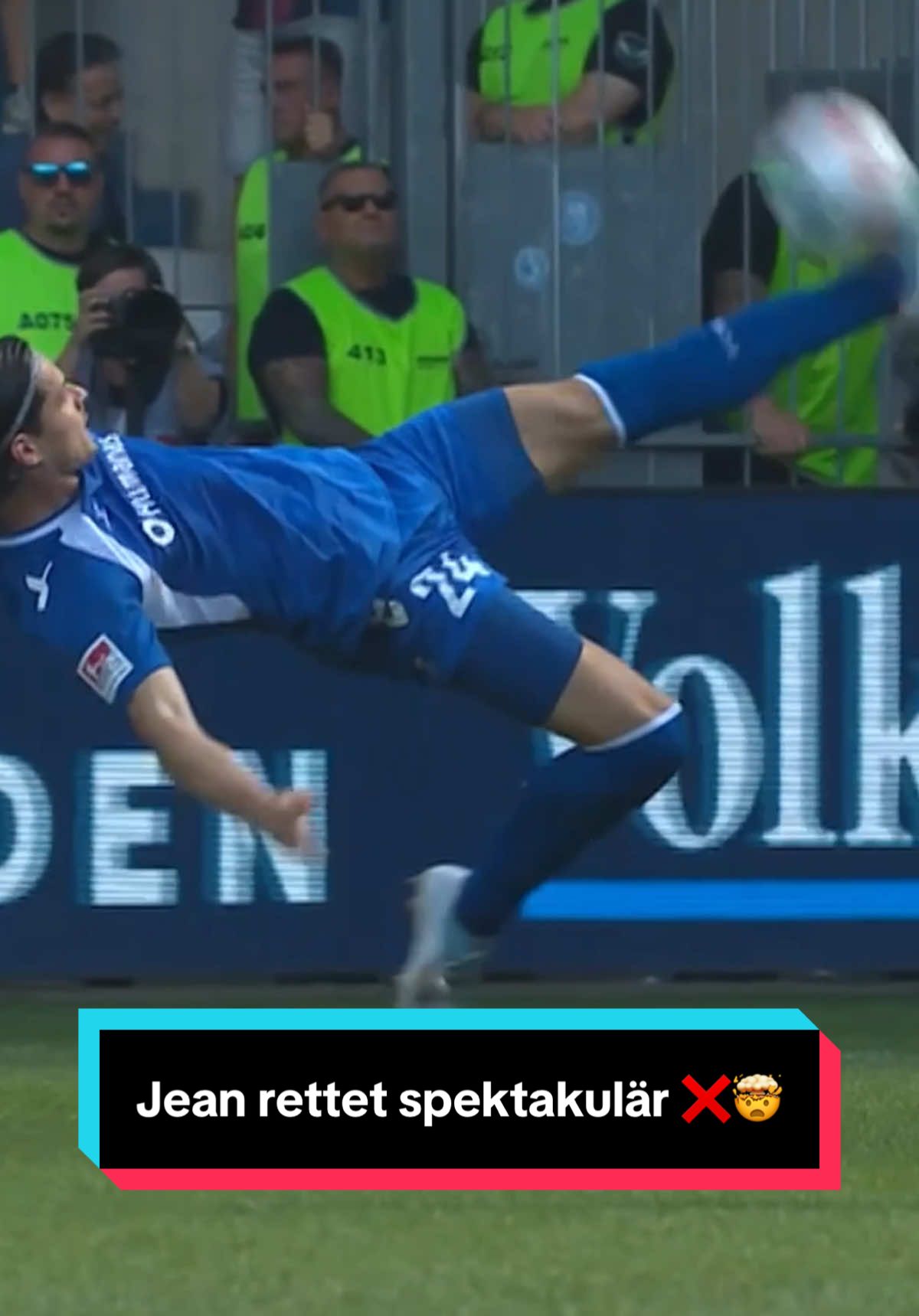 Was heißt eigentlich „spektakulär geklärt“ auf Französisch? 😮‍💨 #football #save #french #save #einmalimmer