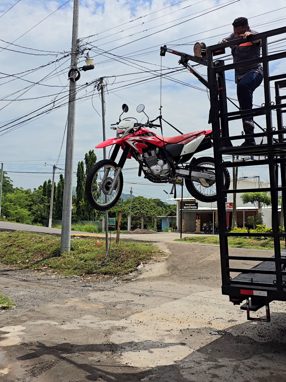 XR TORNADO 250 🔥 #guatemala #xrtornado #tornado250 #paratiiiiiiiiiiiiiiiiiiiiiiiiiiiiiii #honda 