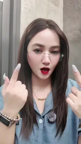 #แว่น #แว่นตา #แว่นตาแฟชั่น #แว่นเลนส์ออโต้ออกแดดเปลี่ยนสี👍🏻 