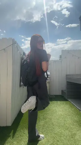 had to use this sound!😂🤍 should be licensed by Christmas and starting my pre-nursing classes back up in the spring! #estheticianstudent #prenursing @wearfigs #wearfigs 