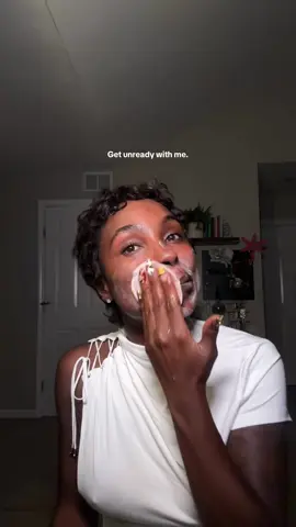 Skin secrets are 🔗’d in my bio ✨ #BeautyTok #skintok #loccitanepartner #kiehlspartner #skincareroutine #glowingskinroutine #nightroutine #makeupremoval #womenover30 