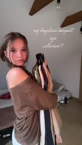 ignore the emoting pls!! #fypppp #xybca #autumn #outfitinspo #vira 