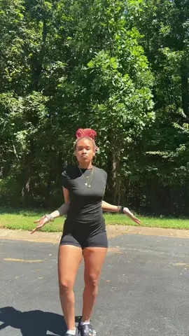 Tear it uppp ☺️🕺🏽 #dance #fypシ #viral #trending #blackgirlmagic 