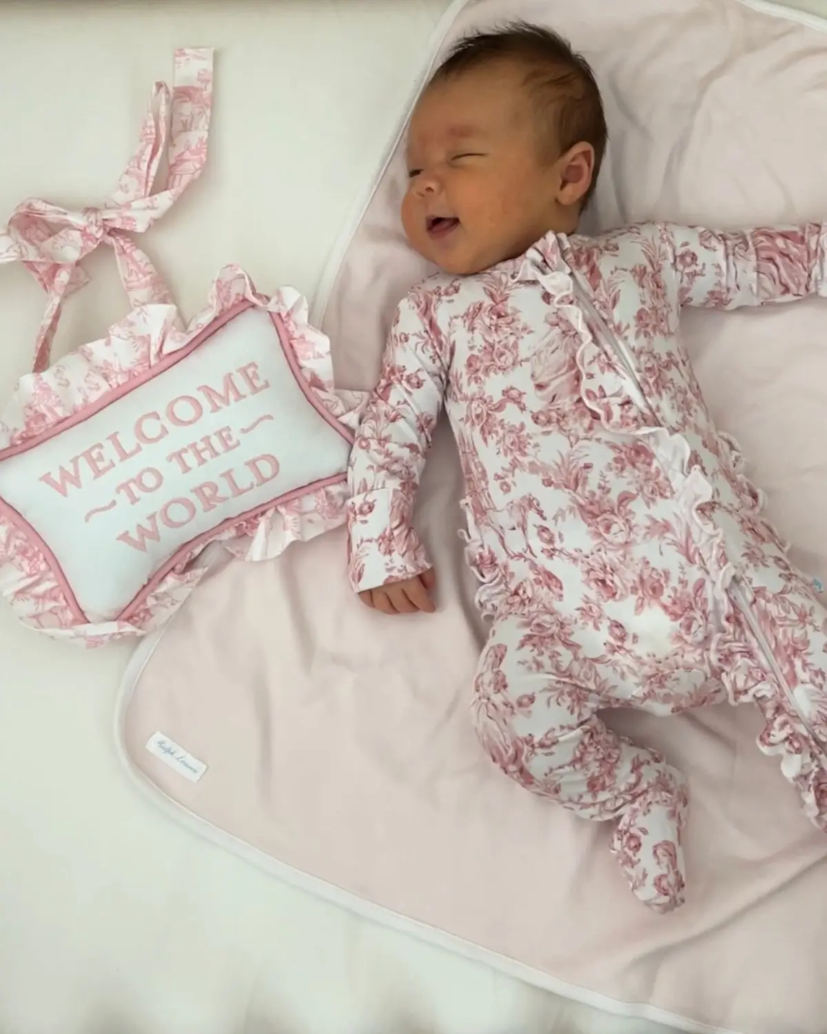 @Posh Peanut @Ralph Lauren #1monthold #ftm #momtok #newbornphotos 