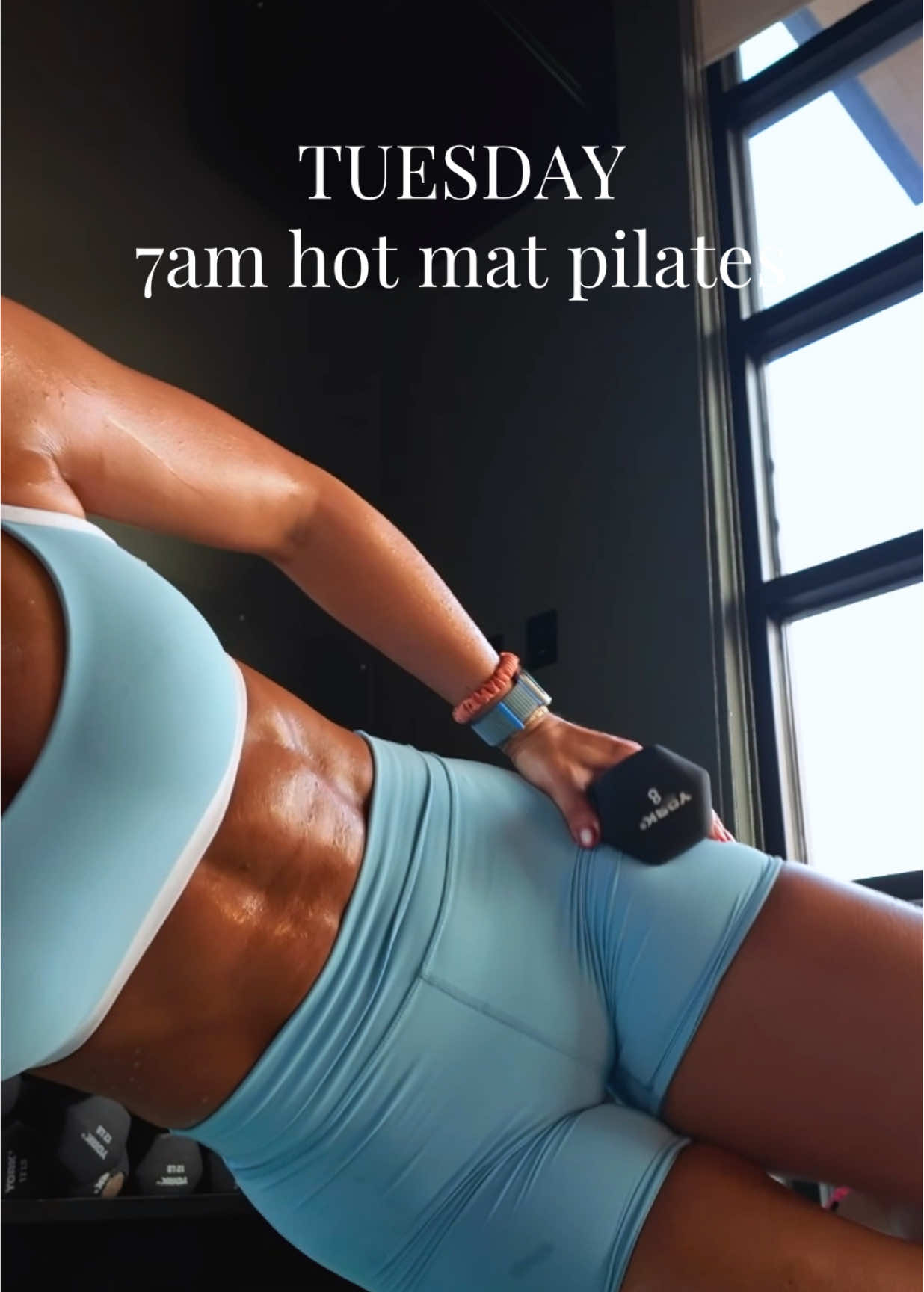 It’s all fun and games until the extra 4lbs on my ankles start to feel like 40 😮‍💨🏋🏼‍♀️ Studio: @format.fw 🖤 Set: @target 🐬 Weights: linked 🌺 Instructor + cameo: @Sarah 🪩 #pilates #matpilates #workoutmotivation #fitnessgirl #sweatygirl 