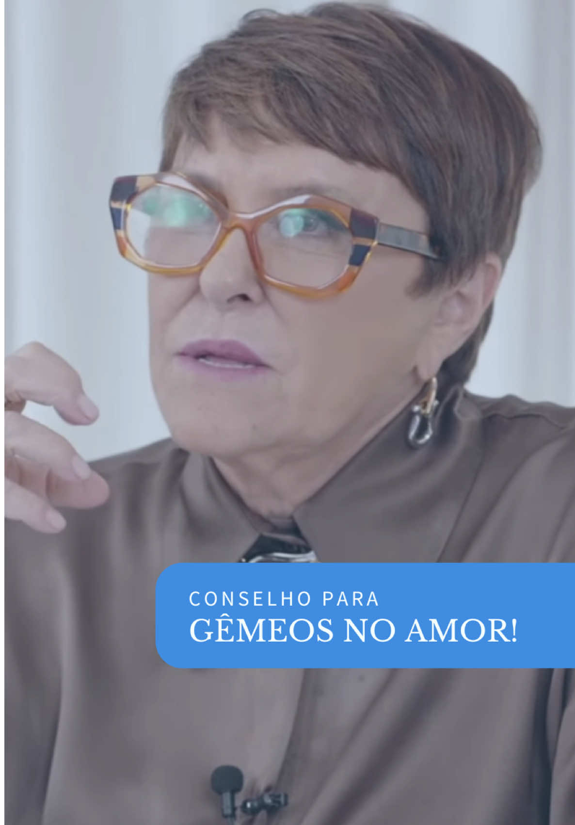 Alô, geminianos. Precisando de um conselho no amor? Venham conferir! ♊️ Corte do “Previsões com Márcia Sensitiva”, do @Poddelas. #tiktok #marciasensitiva #sensemarcia #conselhos