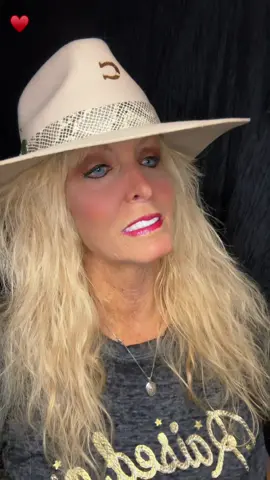 #sisterhoodstrongertogether❤️ #redheartsclub♥️ #geegaasgang💞 