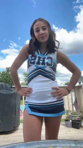 senior year, this doesn’t feel real 💗😔 #fyp #relatable #foryou #repost #fakebody 