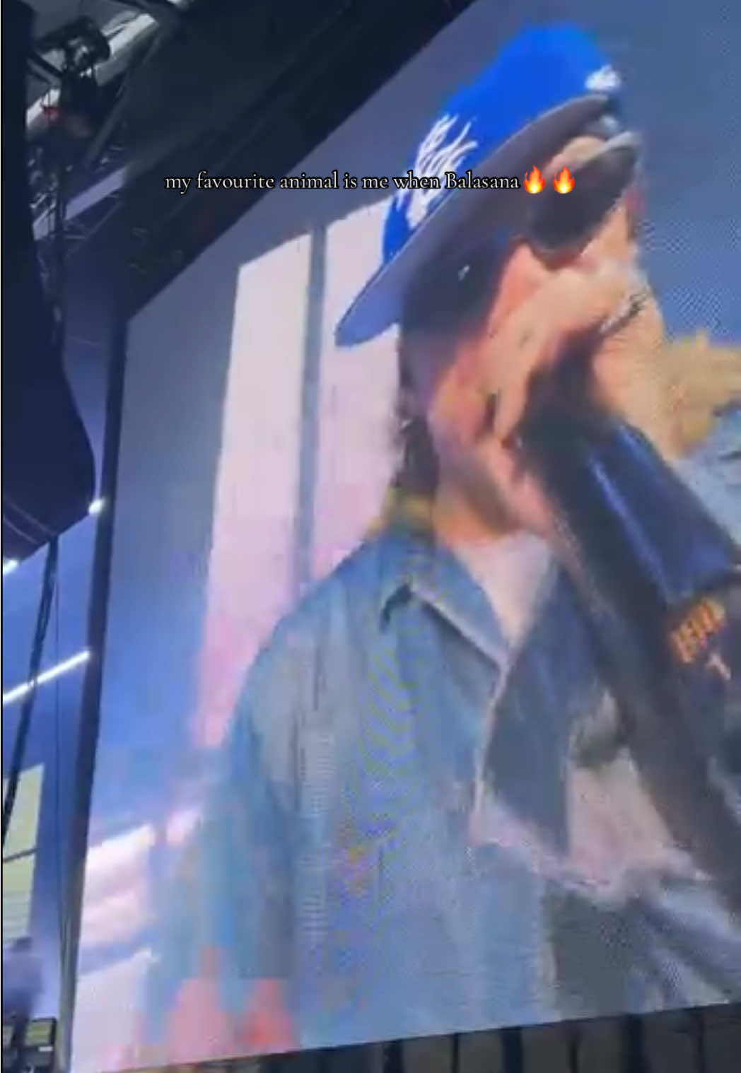 Jedyny prawidłowy sposób śpiewania tej piosenki , myślę że wcale nie widać, że moja jedna z fav 🔥🤘🏻 #sobel #szymonsobel #napiszjakbedziesz #dc #strefa57 