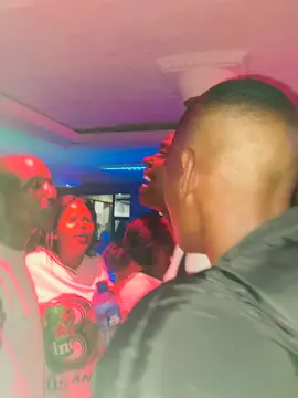 yellow yellow yellow aww yellow😂😝.#sbushebushe #yellowlounge @Siyamthanda Shishiliza @owethu Rsa @mbijane05 