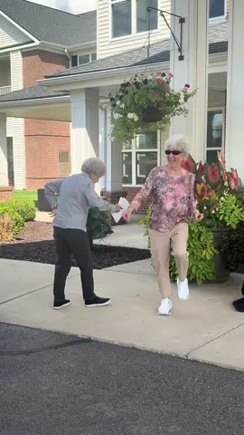 Enjoying every last second of the summer at StoryPoint Rockford. #dancing #shaniatwain #bestfriend #aginggracefully #foryourpage @Shania Twain 