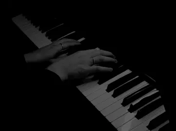 معلقني فيك وناسيني  . . . #viral #تصميم_فيديوهات🎶🎤🎬 #ستوريات #fypシ #محمد_العلي 