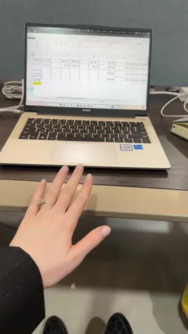 #صرت #بلوقر #لحد_يكلمني #اكسبلور #شهرة_عالمية  ادلعكم فلوقات 