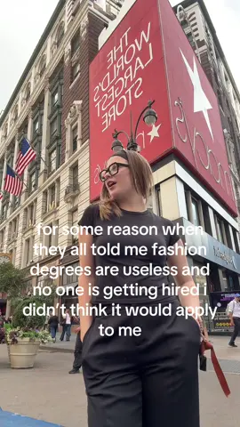 taken during my eNtRy lEvEl RETAIL job??????!?????? 🥲#fashion #hiring #postgrad #fashiondegree #fashionjobs