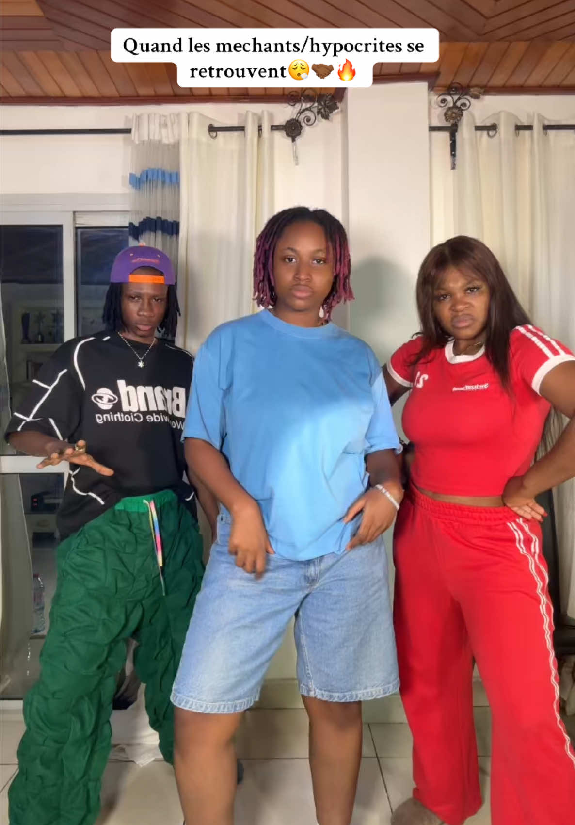 Santé à nous les mechants🤣🥂 @RACH_MAKOSSO🧿 @Rosine Officiel #tiktokcameroon🇨🇲tiktokafrica #danse #tiktokcotedivoire🇨🇮 #miracle💜 #immature 