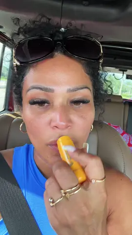 😘😘jajaja🤣🤣Ujum 