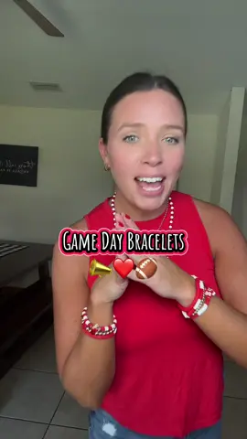 Let’s get this W! 📣❤️🏈 #cheermom #footballmom #gameday #gamedayoutfit 