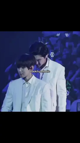 man, he’s all yours🙄 #chanbaek #baekhyun #chanyeol #exo #chanbaekedit 