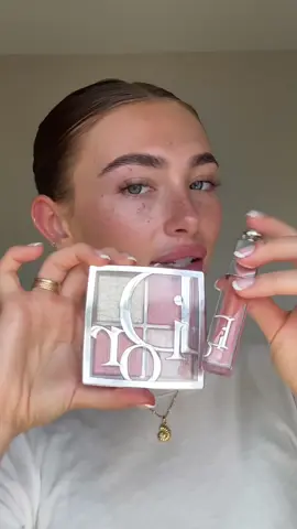 Peachy glow 🍑🌟 @Diorbeauty  #diorpartner #diorbackstage #diormakeup 