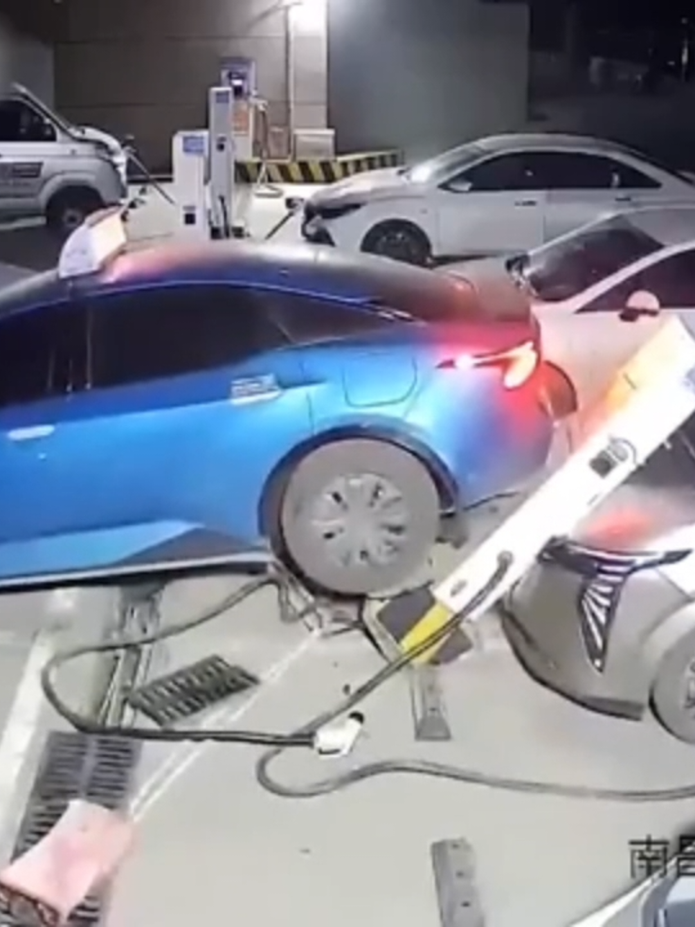 fresh selection of accidents  #accident #tik_tok #carcrash #car #dashcam 