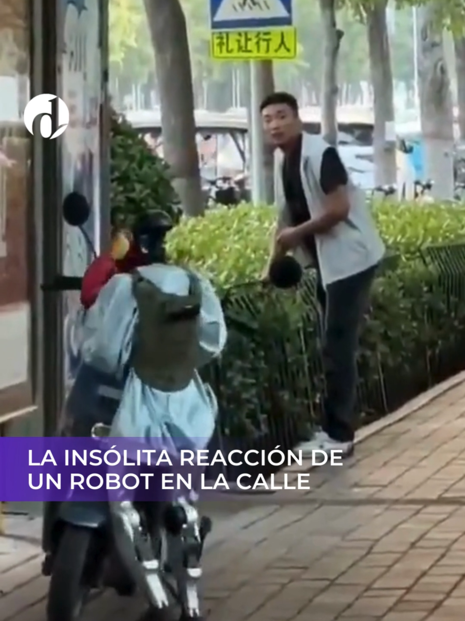 La insólita reacción de un #robot en #china ‼️ #androide #inteligenciaartificial