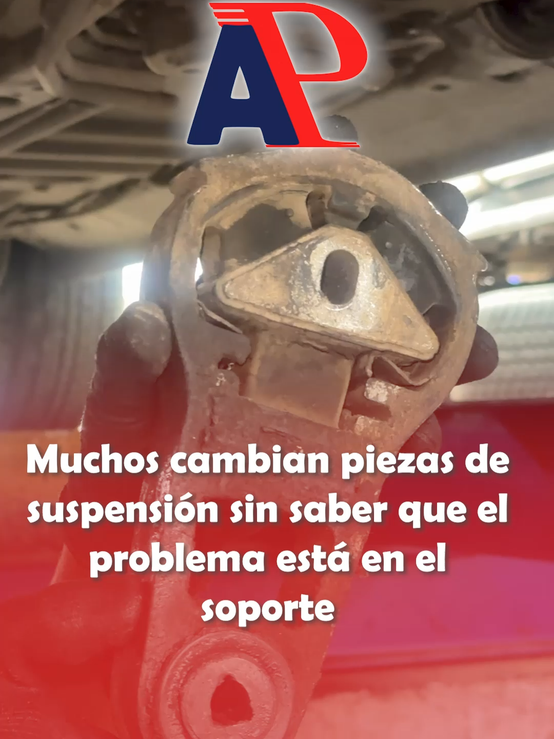 Un soporte de caja en mal estado puede generar ruidos extraños, vibraciones y golpeteos que fácilmente se confunden con problemas en la suspensión, pero con un diagnóstico oportuno obtienes la solución correcta y evitas reparaciones costosas.👨‍🔧🅰️🅿️ #motor #tallerautomotriz #amortiguadores #chiclayo_peru #carros #Dirección #alineamientopisfil #MecánicaAutomotriz #soporte #arequipa #chiclayo_perú