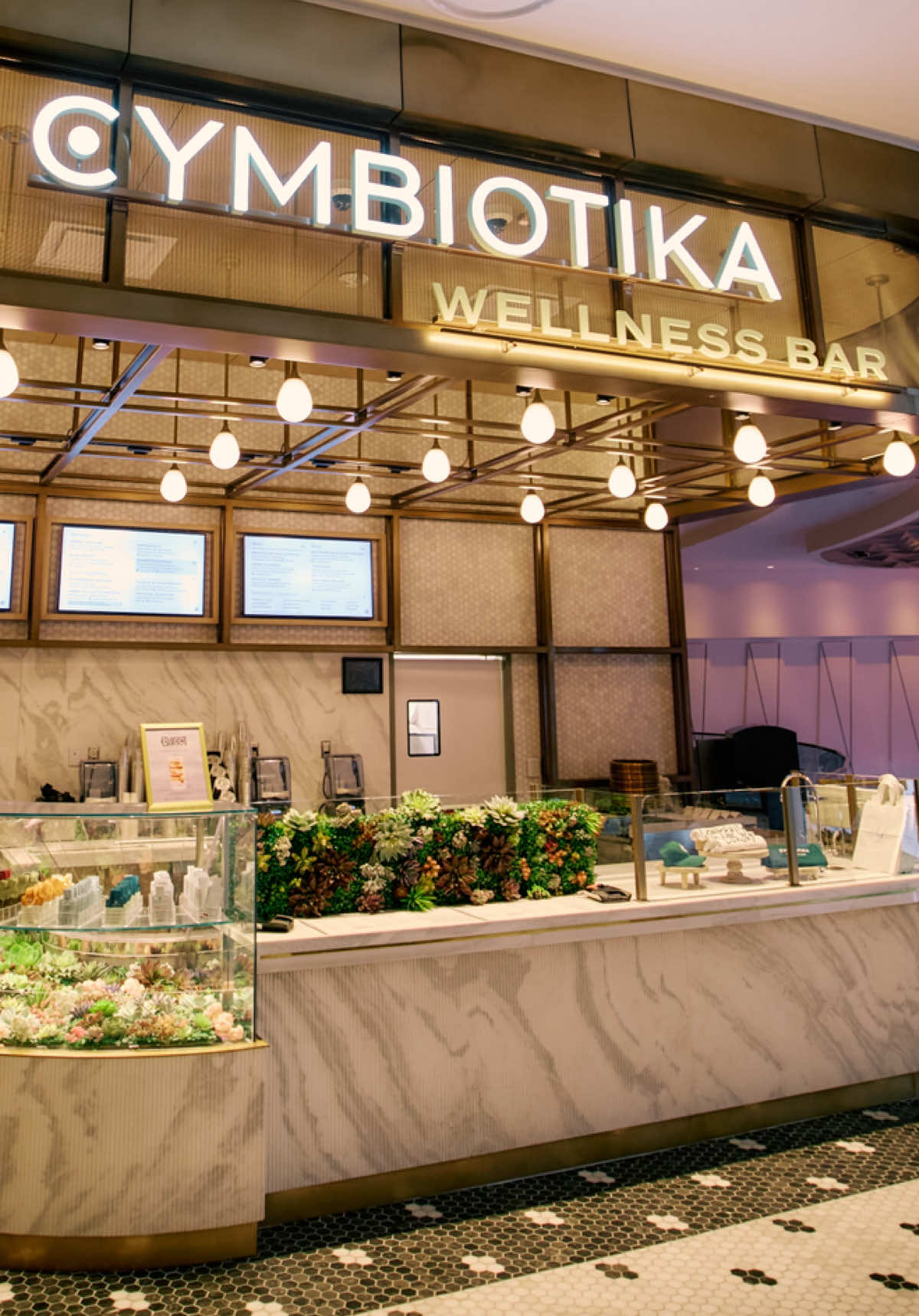 What a weekend!🎉 The Grand Opening of our very first Cymbiotika Wellness Bar, located inside the iconic Fontainebleau Las Vegas, was nothing short of amazing. Thank you so much to everyone who showed up, supported, and helped bring this visual to life, we couldn’t have don’t it without you.💚 Experience the future of wellness and be sure to stop by! See you in Vegas ✨